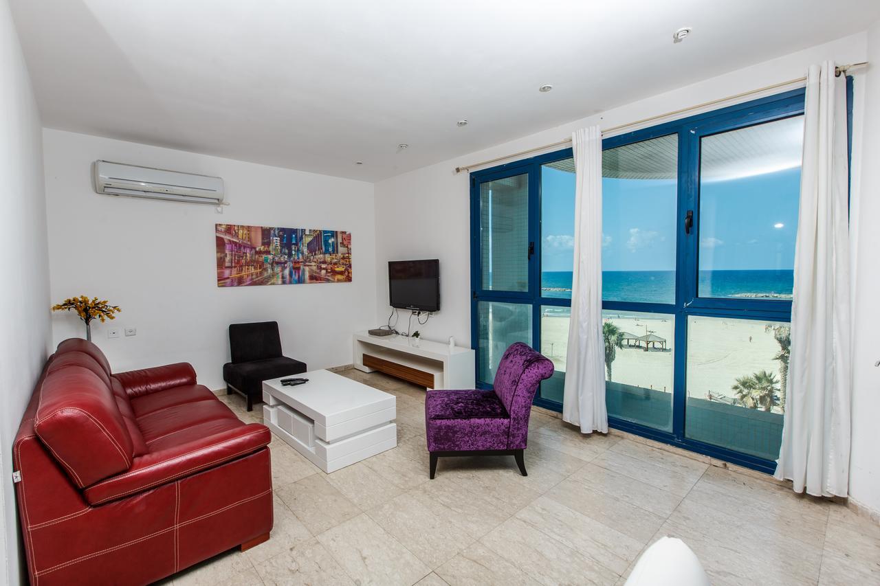 Ocean Front Apartments First Line To The Beach Tel Aviv Eksteriør bilde