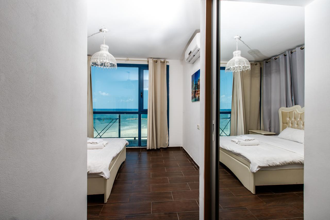 Ocean Front Apartments First Line To The Beach Tel Aviv Eksteriør bilde