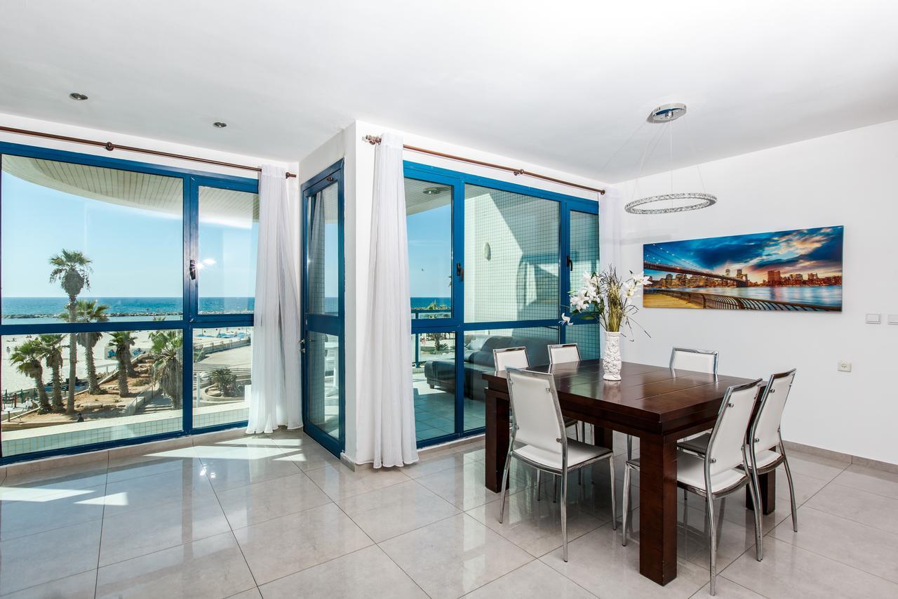 Ocean Front Apartments First Line To The Beach Tel Aviv Eksteriør bilde