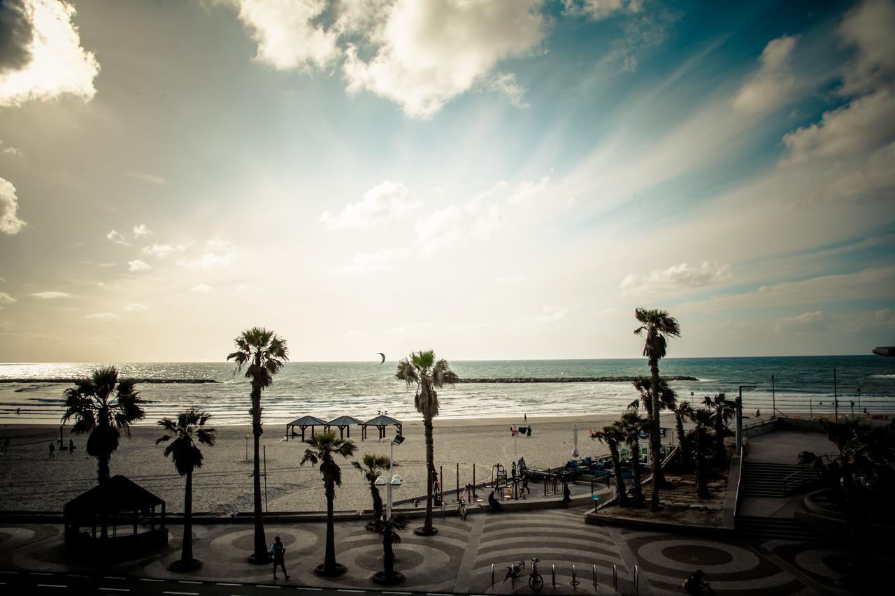Ocean Front Apartments First Line To The Beach Tel Aviv Eksteriør bilde