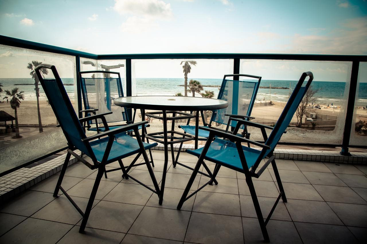 Ocean Front Apartments First Line To The Beach Tel Aviv Eksteriør bilde